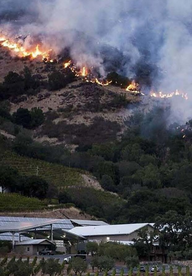 Atlas Fire burning above a Napa Valley estate, October 2017